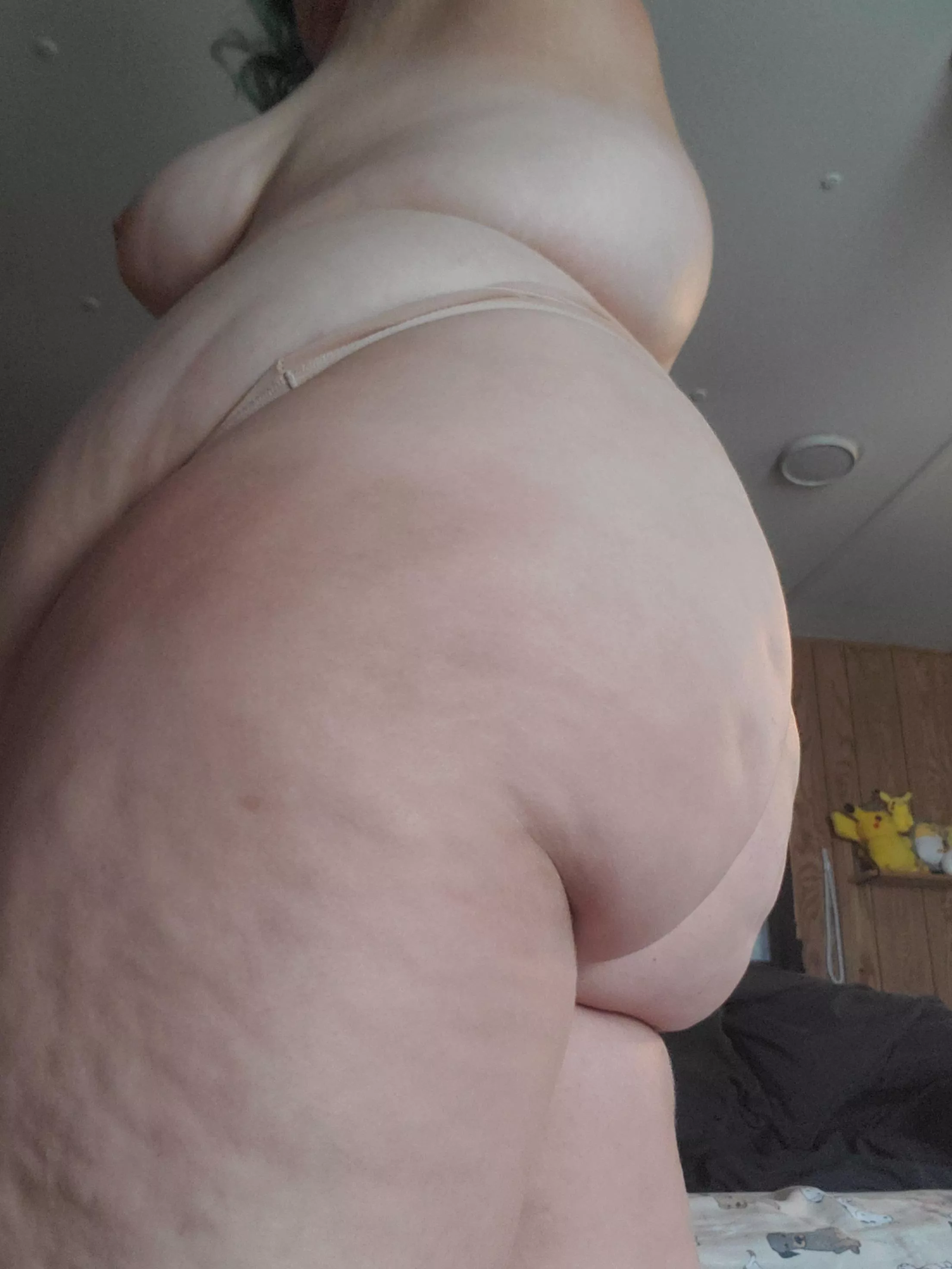 Bet you couldn't last 60 seconds with me 😌☺ posted by andyslittlekitty