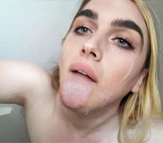 ✨better makeup = bigger facials✨ by tgirl_jess