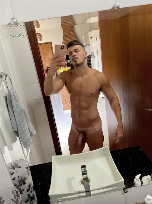 Between games by italofassin