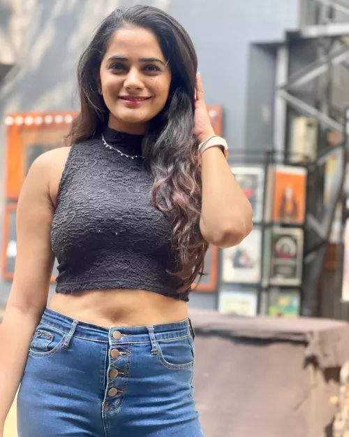 Bhagyashree mote by GOR098