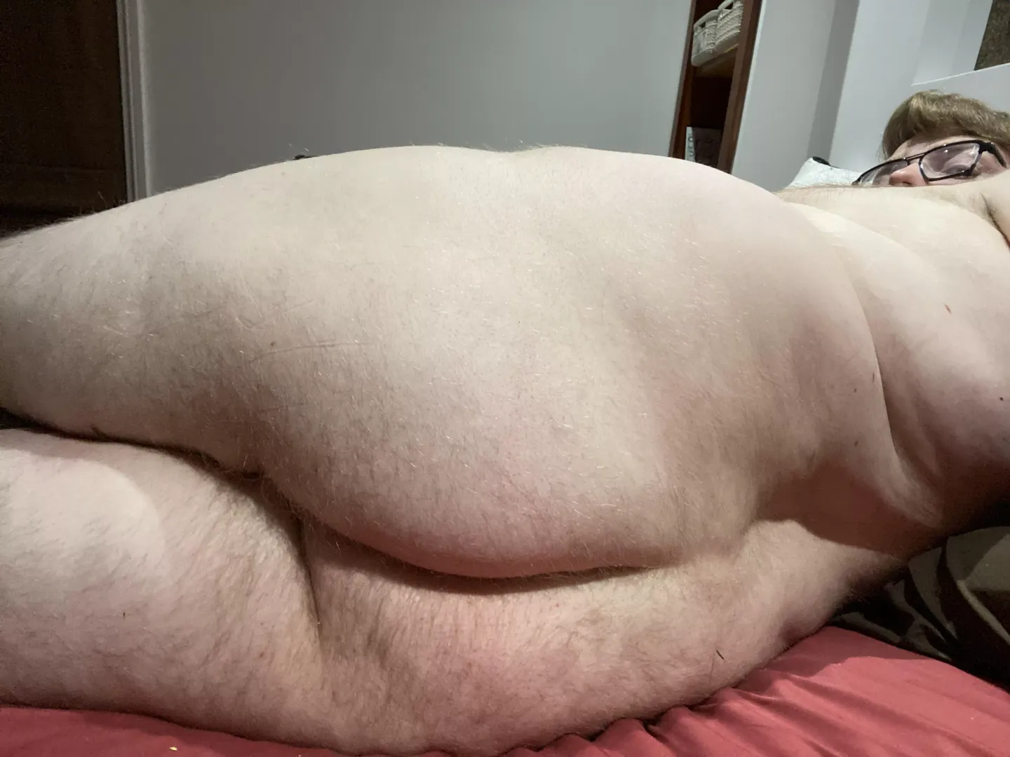 Bi boy needs someone to snuggle up posted by Content_Intention_46