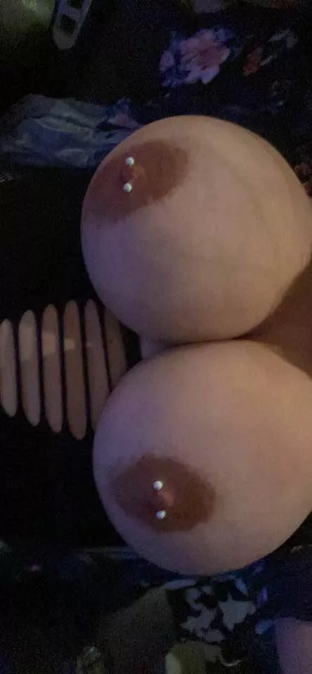 Bi couple trading together , DMs open 😈😉😉😉 posted by Brilliant-Tell-1215