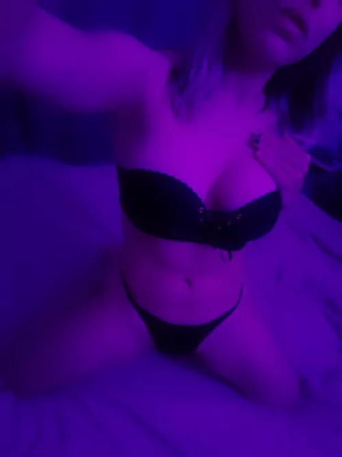 bi vibes by CecilleBiNight