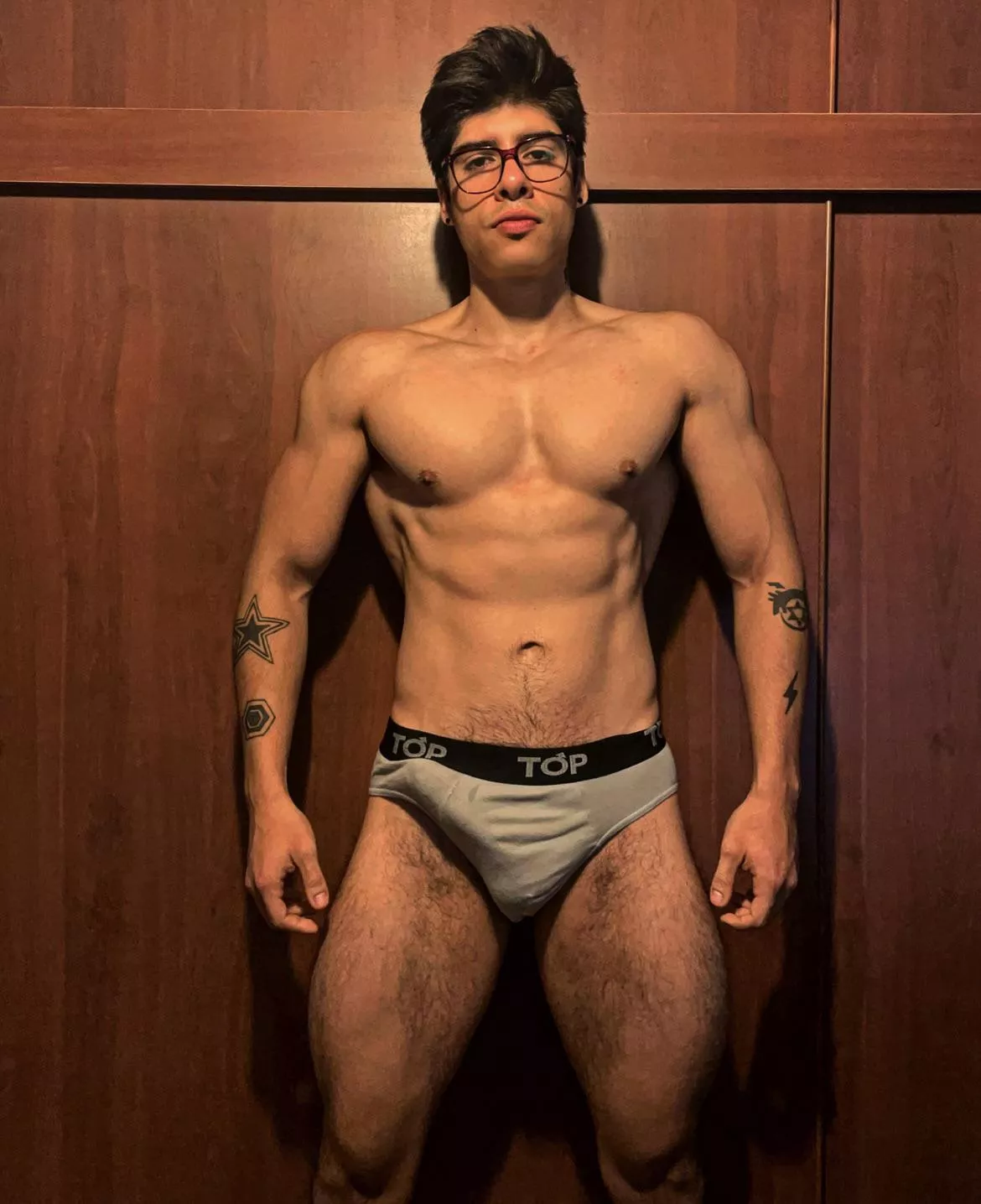 Big and strong posted by Angelo_rmni