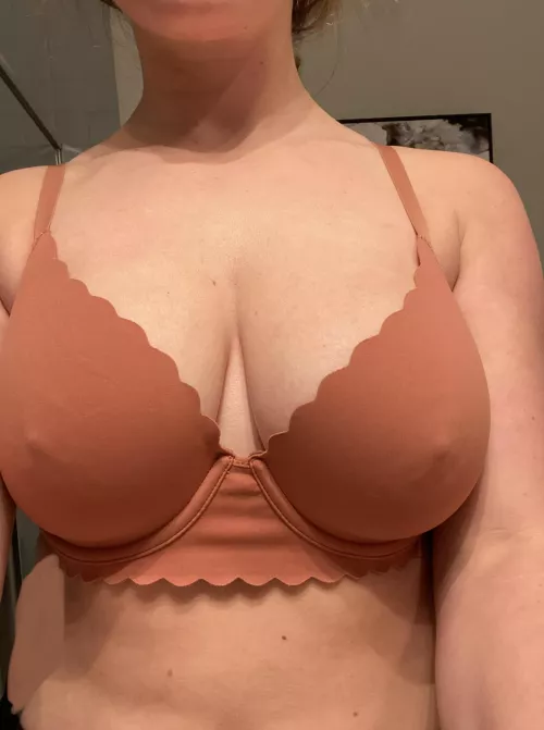 Big boob pokies by outtamyshell