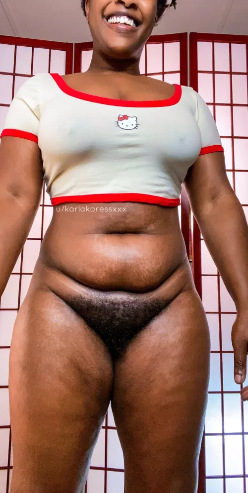 big bush angel 🥰 by KarlaKaressXXX