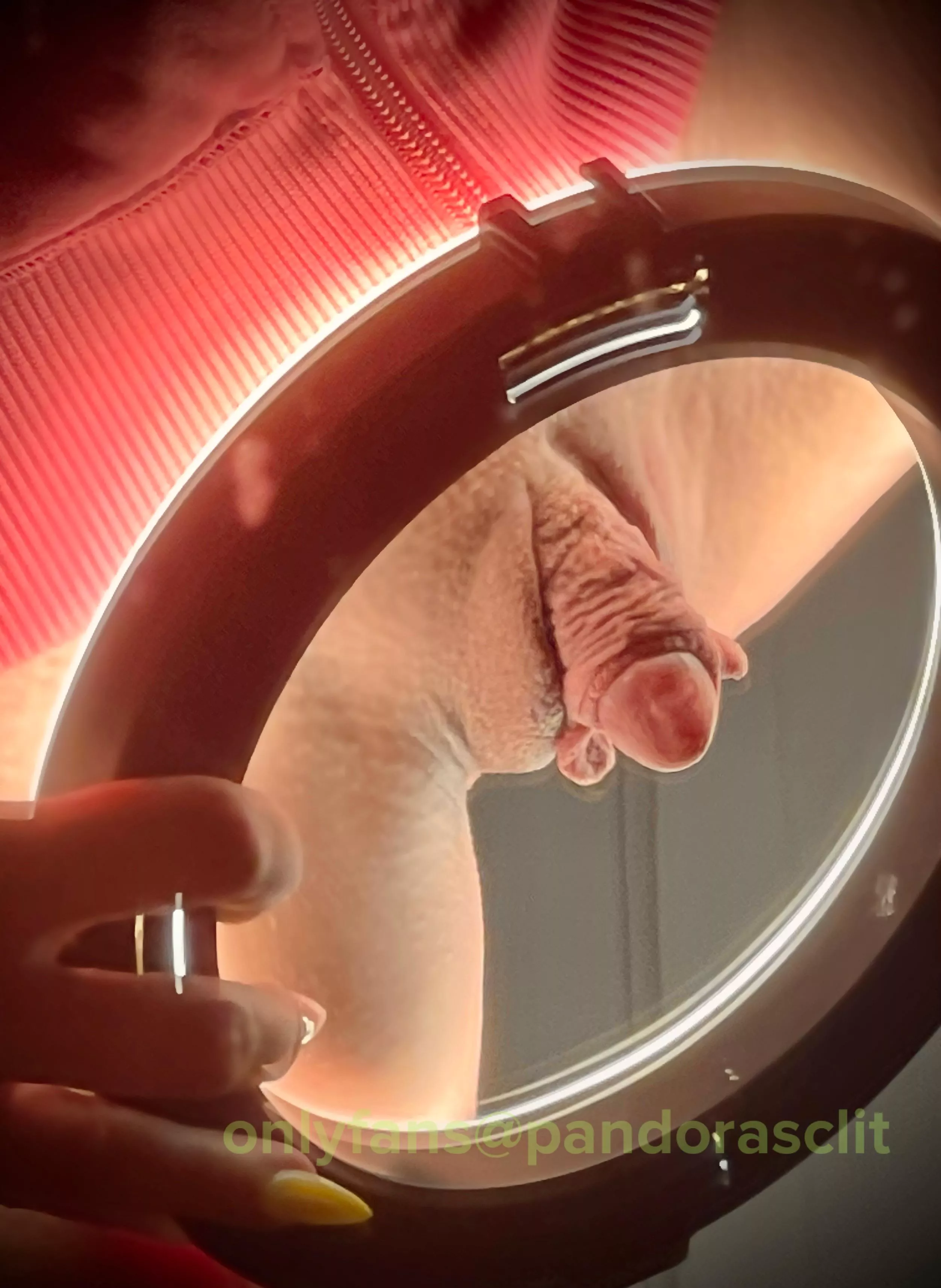 Big clit coming into dock…prepare for wet landing posted by cyberxenial