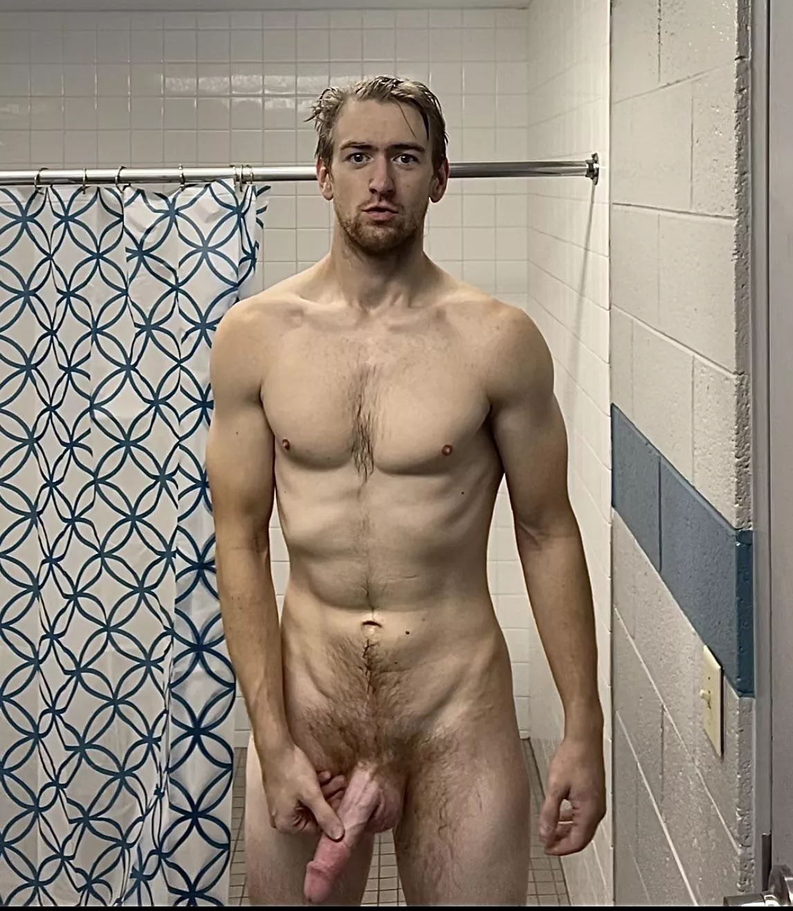 Big confused drunk leaves shower grabbing penis on St Patrick’s Day. posted by essential2life