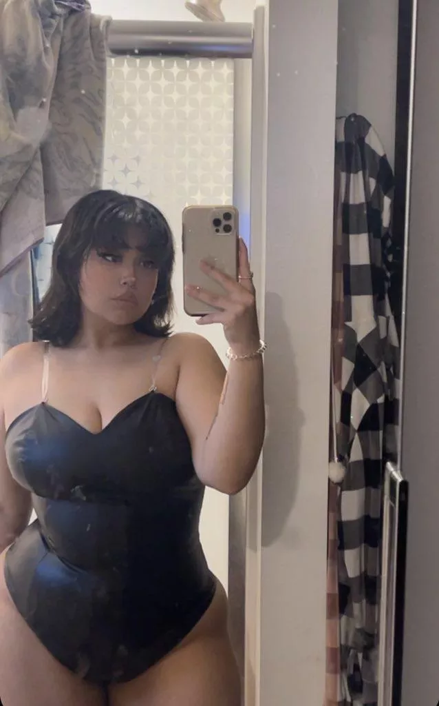 big enough? (: posted by lewnairr