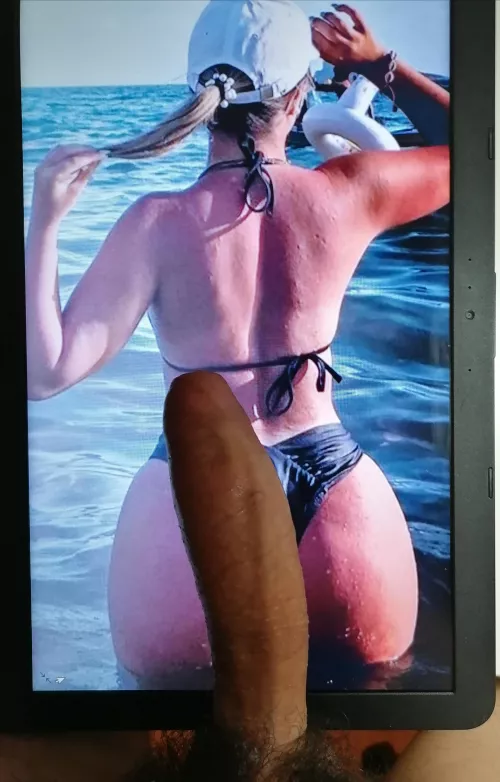 Big fat ass needed some cock by Joeo2031