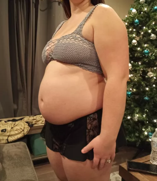 Big? by bababellygirl