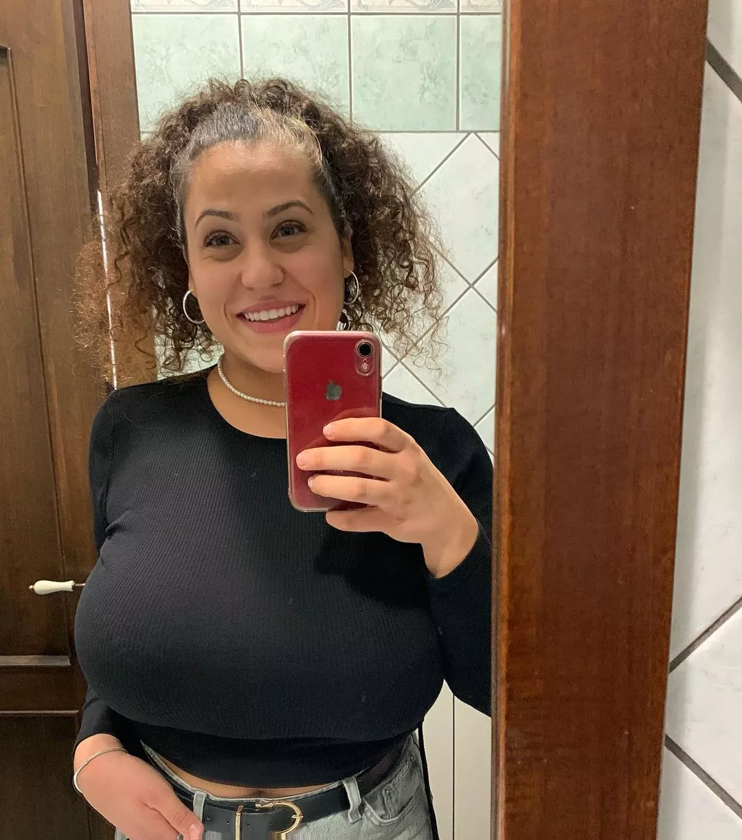 Big smile posted by randomusers264