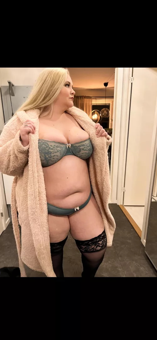 Big swedish girl! Sweet on the outside but dirty on the inside 😈💁🏼‍♀️ by Curvyandshort1995