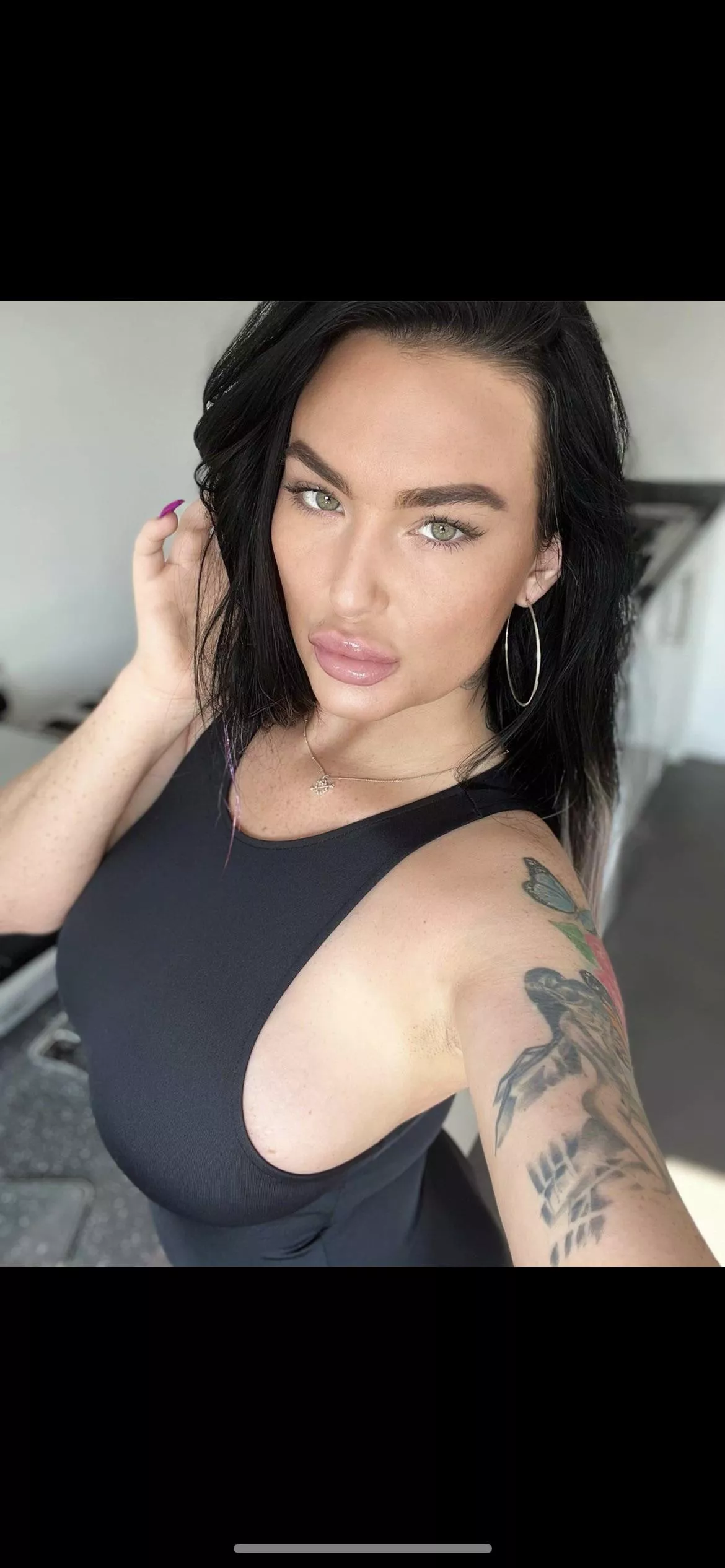 💥Big tits, Tight 🐱, Low price💰 posted by Sydney_shadows69