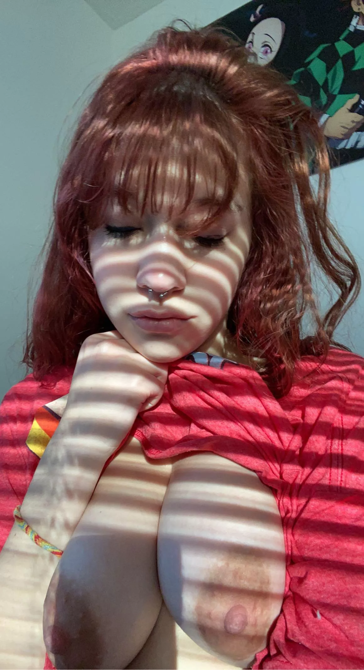 big titties and a juicy booty 🍑 posted by mintchocolatechipcow