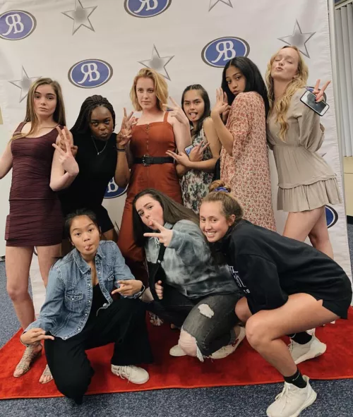 Bigger group, take ya pick and how you’d fuck em? by Anxious-Competition7