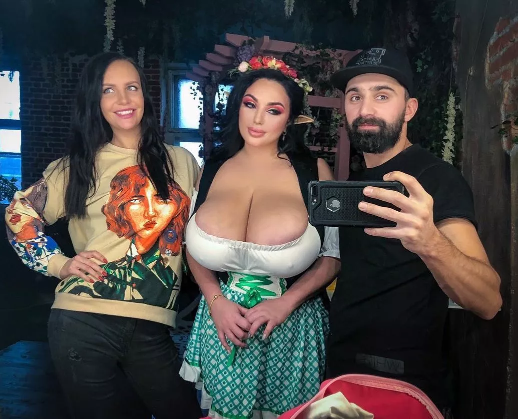 Bigger than her Head posted by megaman_2777