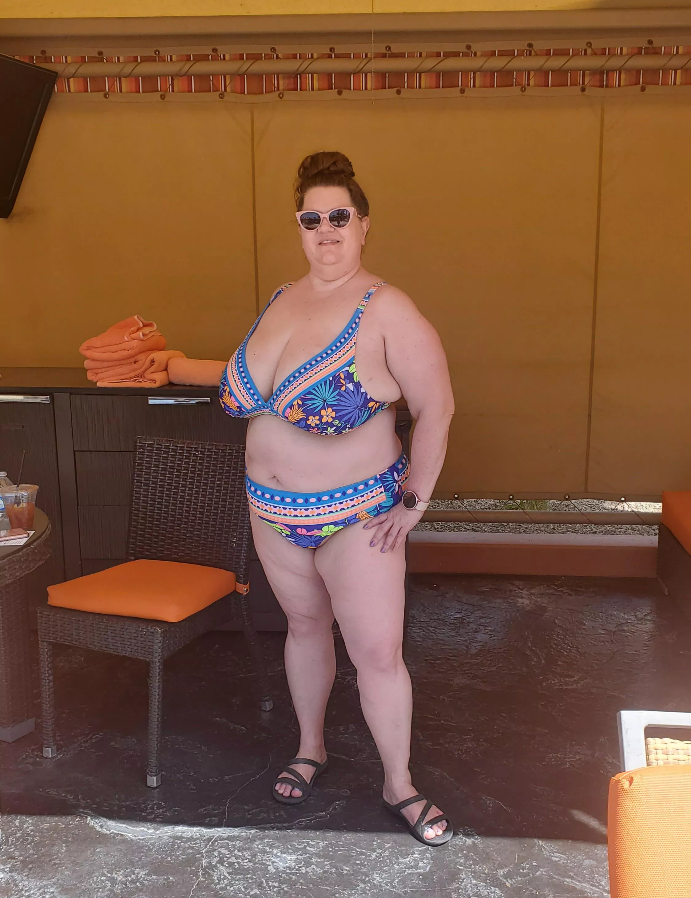 Bikini 👙 pool day [F49] posted by Lavender_Lush72