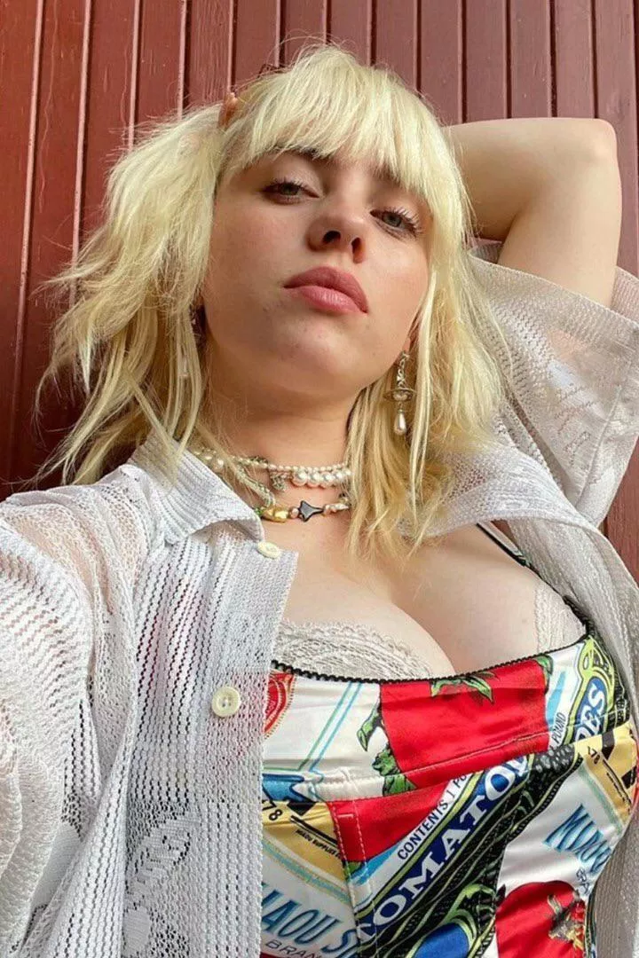 Billie Eilish posted by prison9