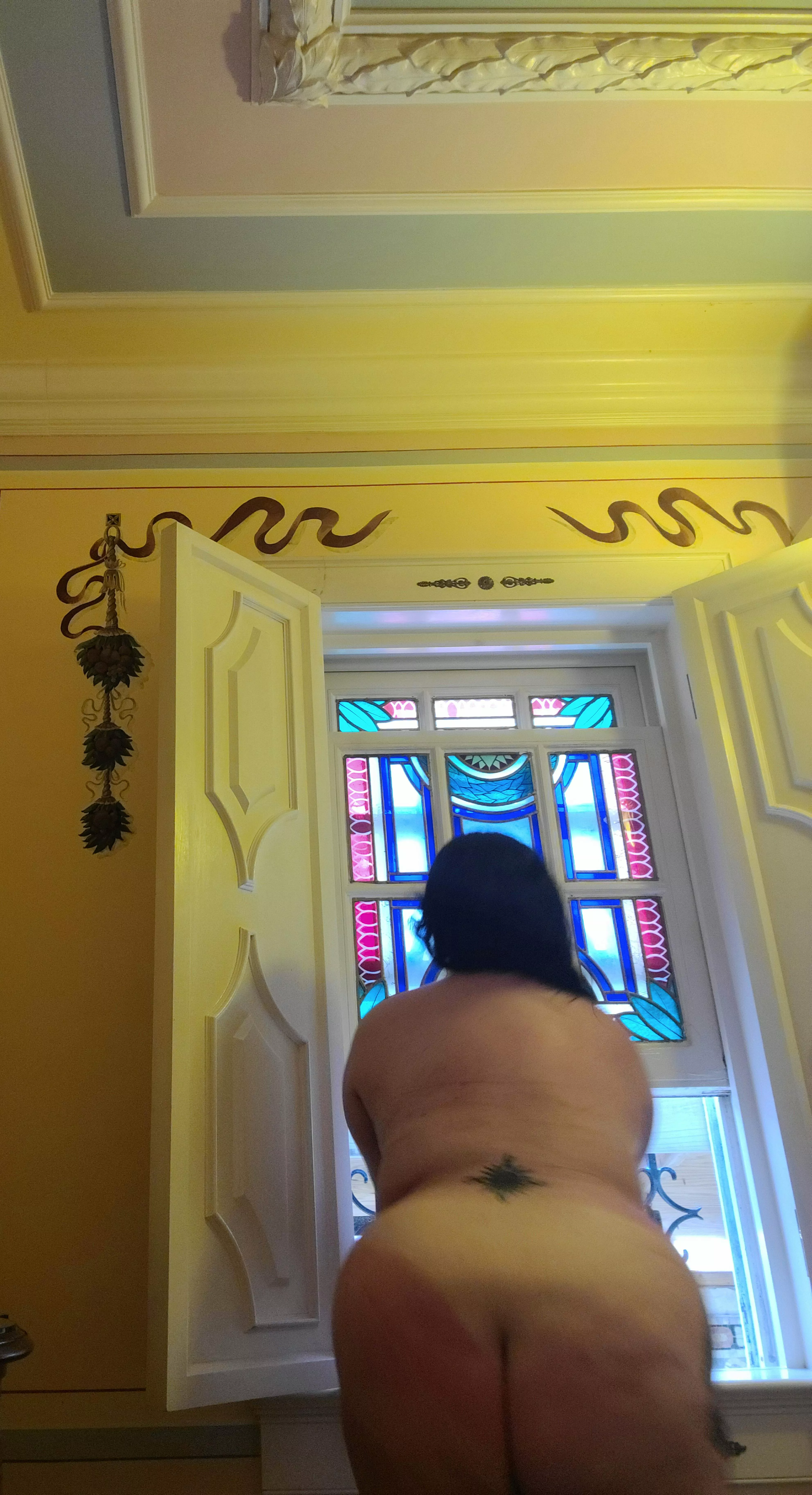 birthday suit 🎂🎉💋 posted by Bl6ckhe6rted