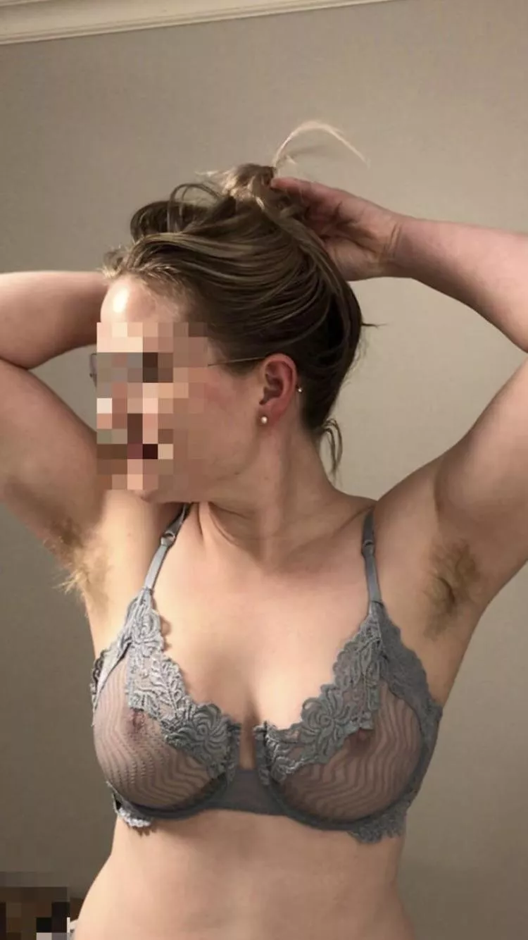 Bisexual wife pits and tits posted by randyrabbit1983