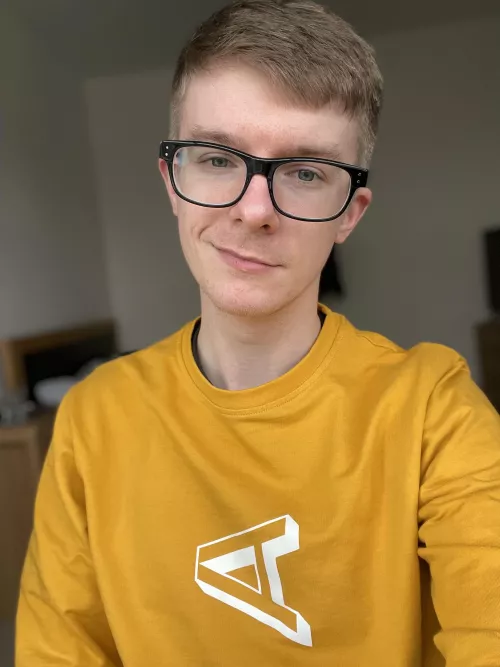 Bit of yellow by cubixcomplex