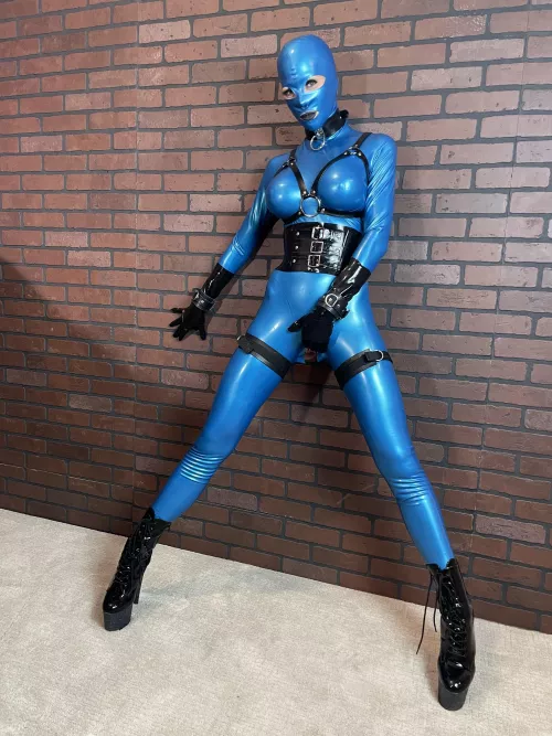 Black and Blue Latex by latex_camille