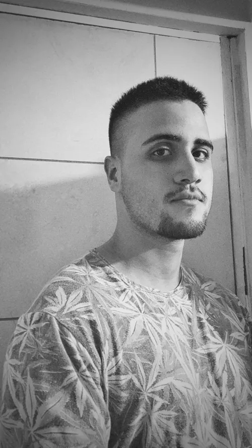 Black and white ⚫⚪ by badboy_walter