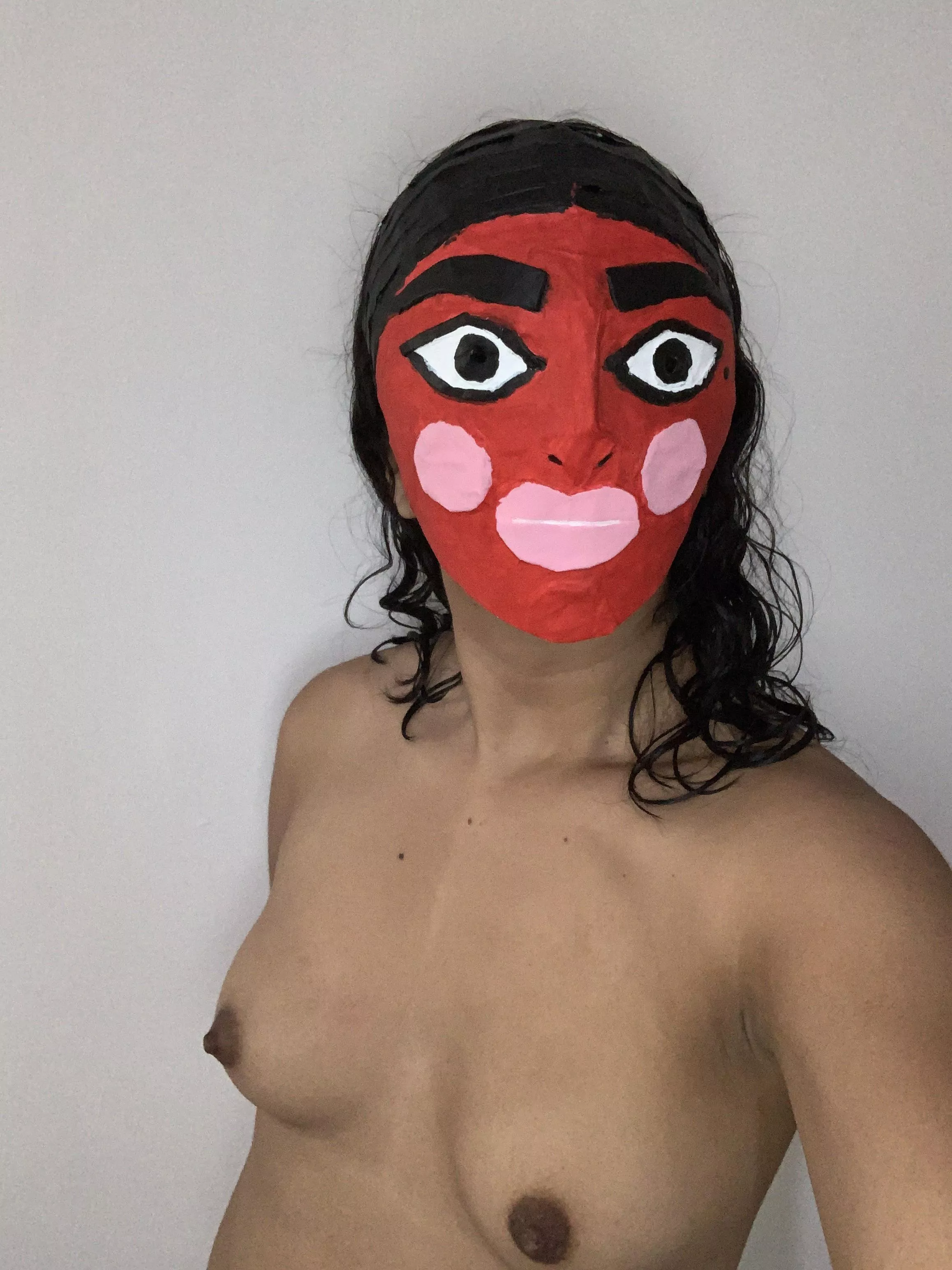 Black & Red posted by Dabalilela