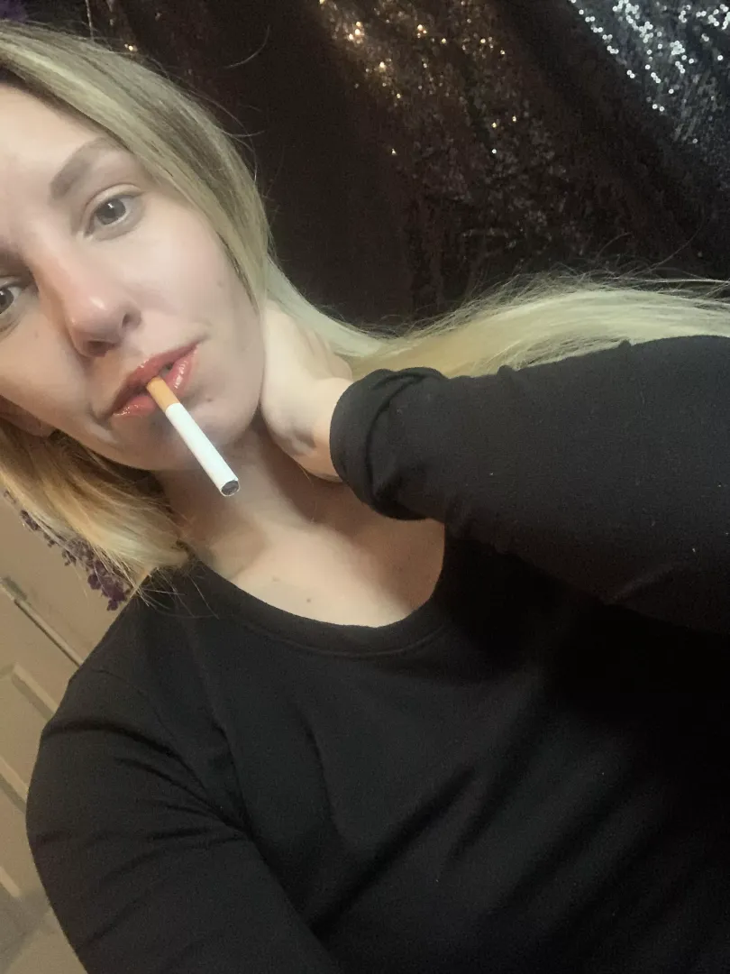 Black shirt and a smoke posted by PantiePrincess300