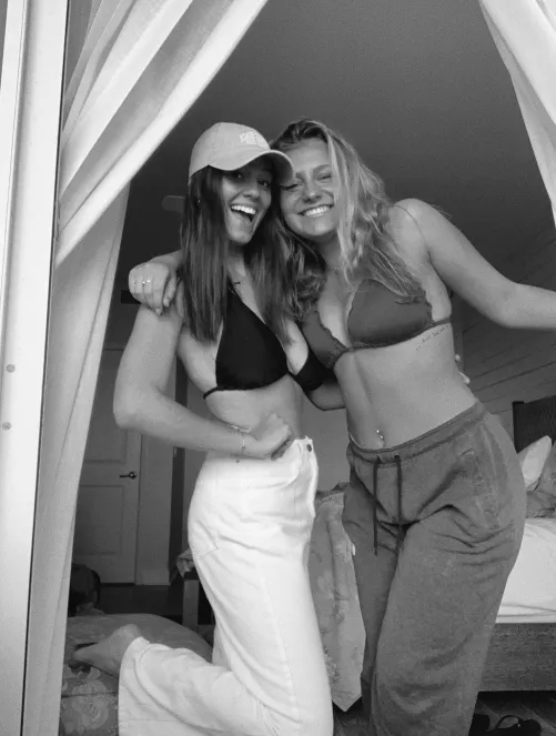 Black & White by asdfjhsdfa