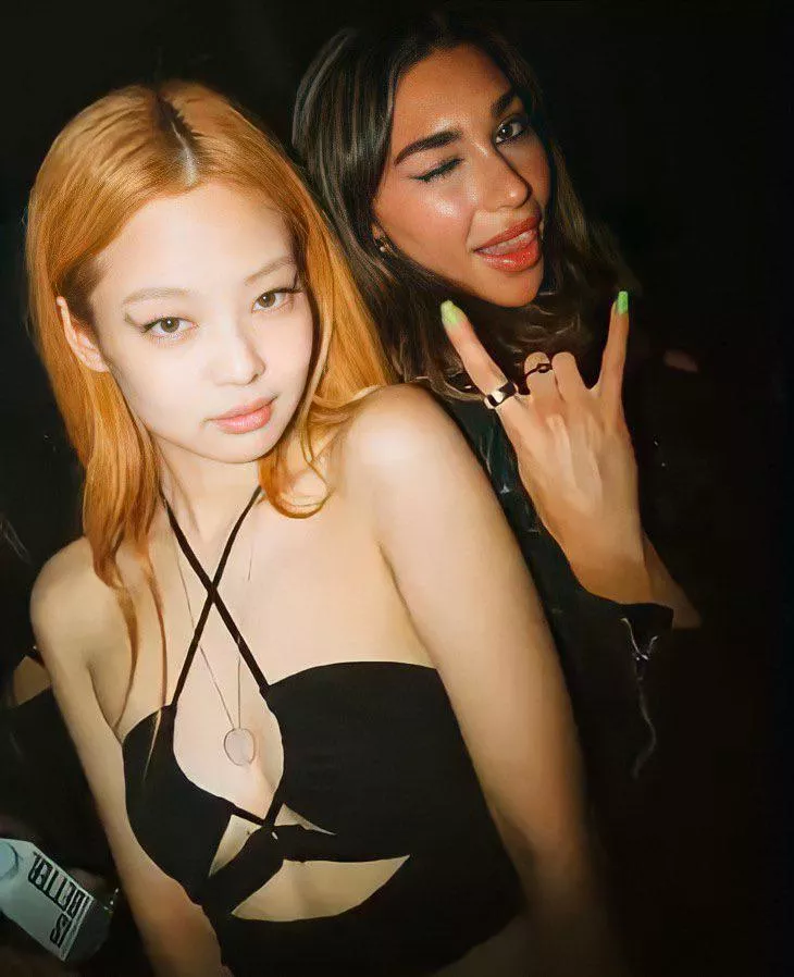 Blackpink - Jennie posted by jenyujina