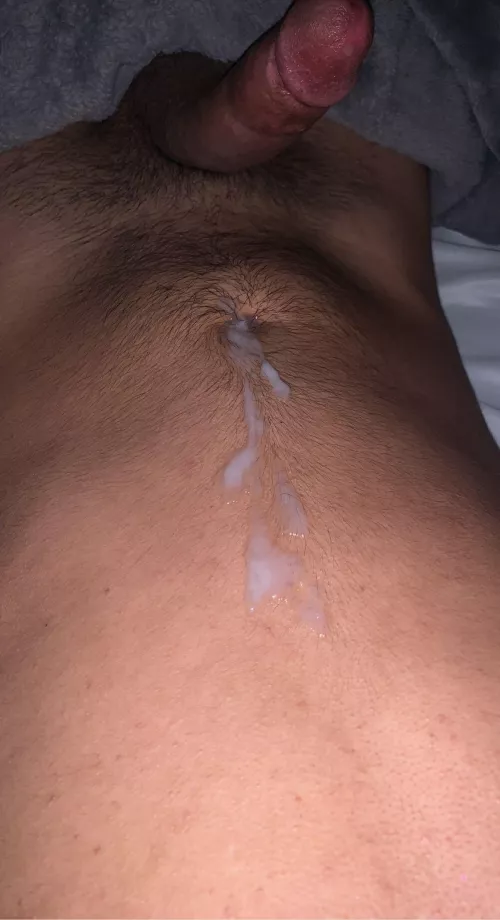 Blew a fat load on myself, Add my snap xxjsimexx 🤤 by Unique-Worldliness19