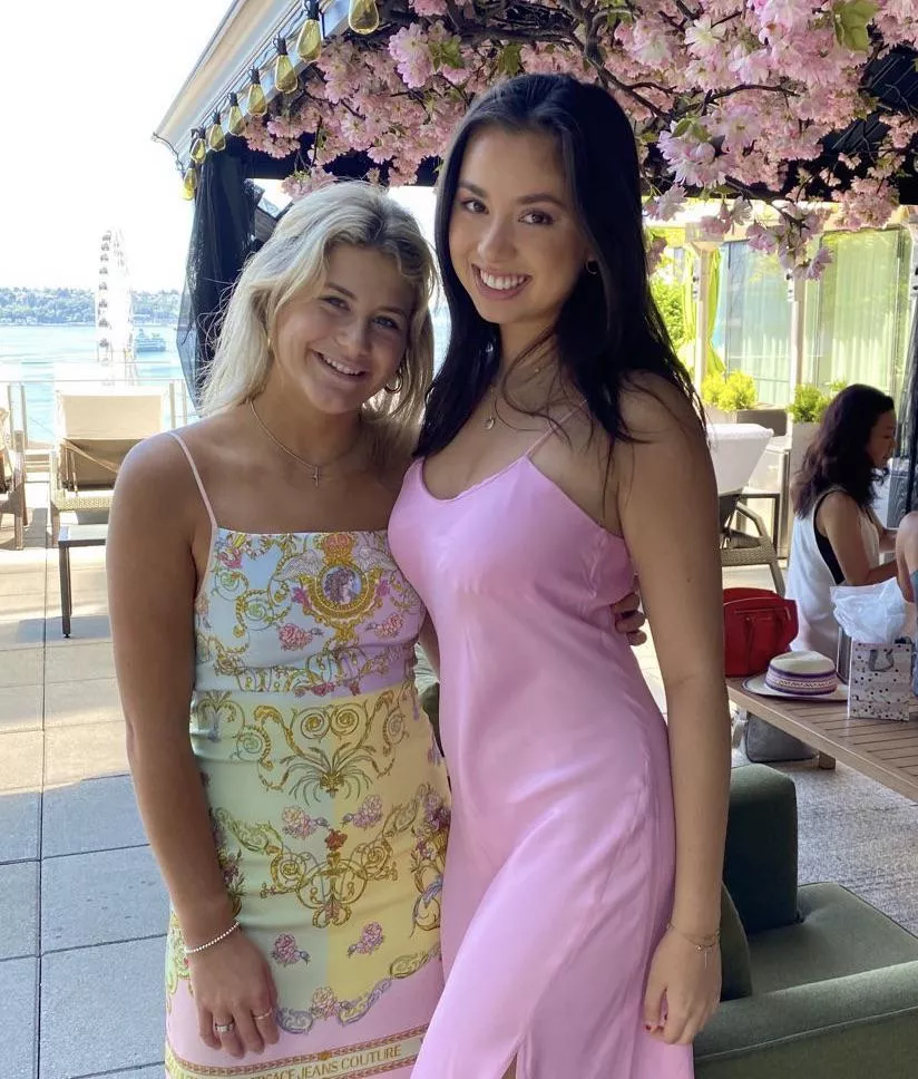 Blonde or brunette posted by Zealousideal_Fan9838