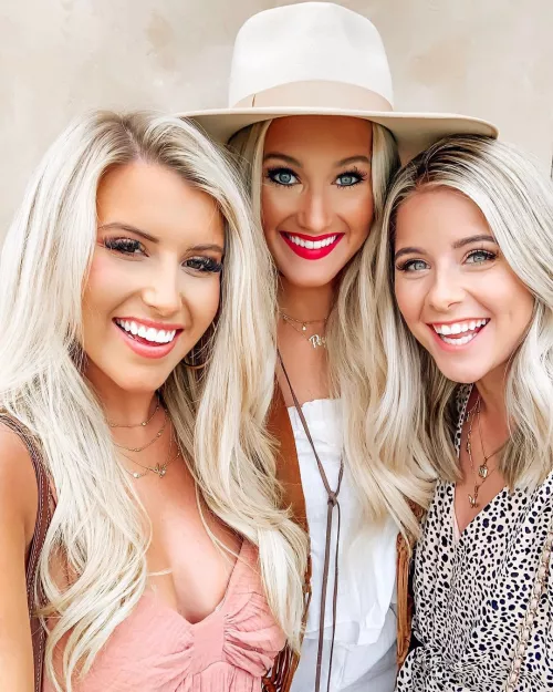 Blondes by PolishedGold