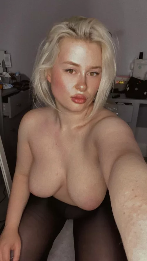 Blondes do it better right? by __sophh