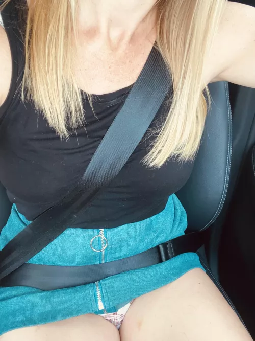 Blondes make the world a better place 💕 by KatiBFit