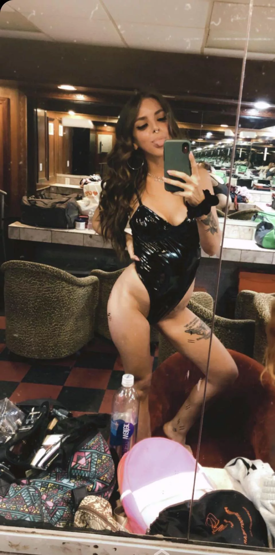 Blood Guts and porno sluts posted by Bigdirtking