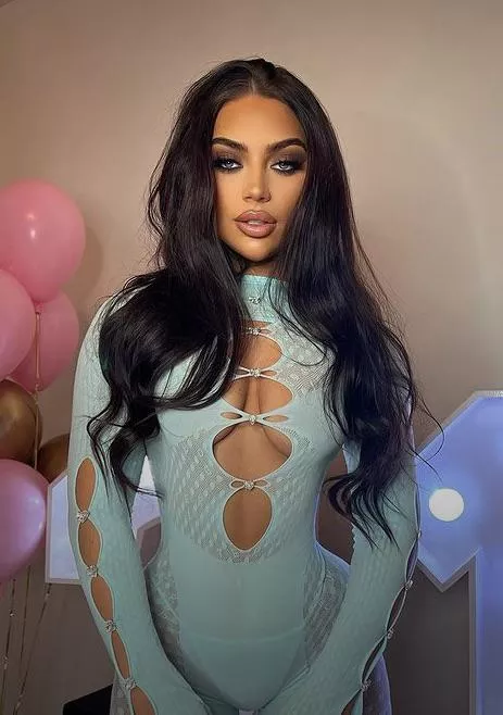 Blowjob lips posted by MasterpieceNeat7220