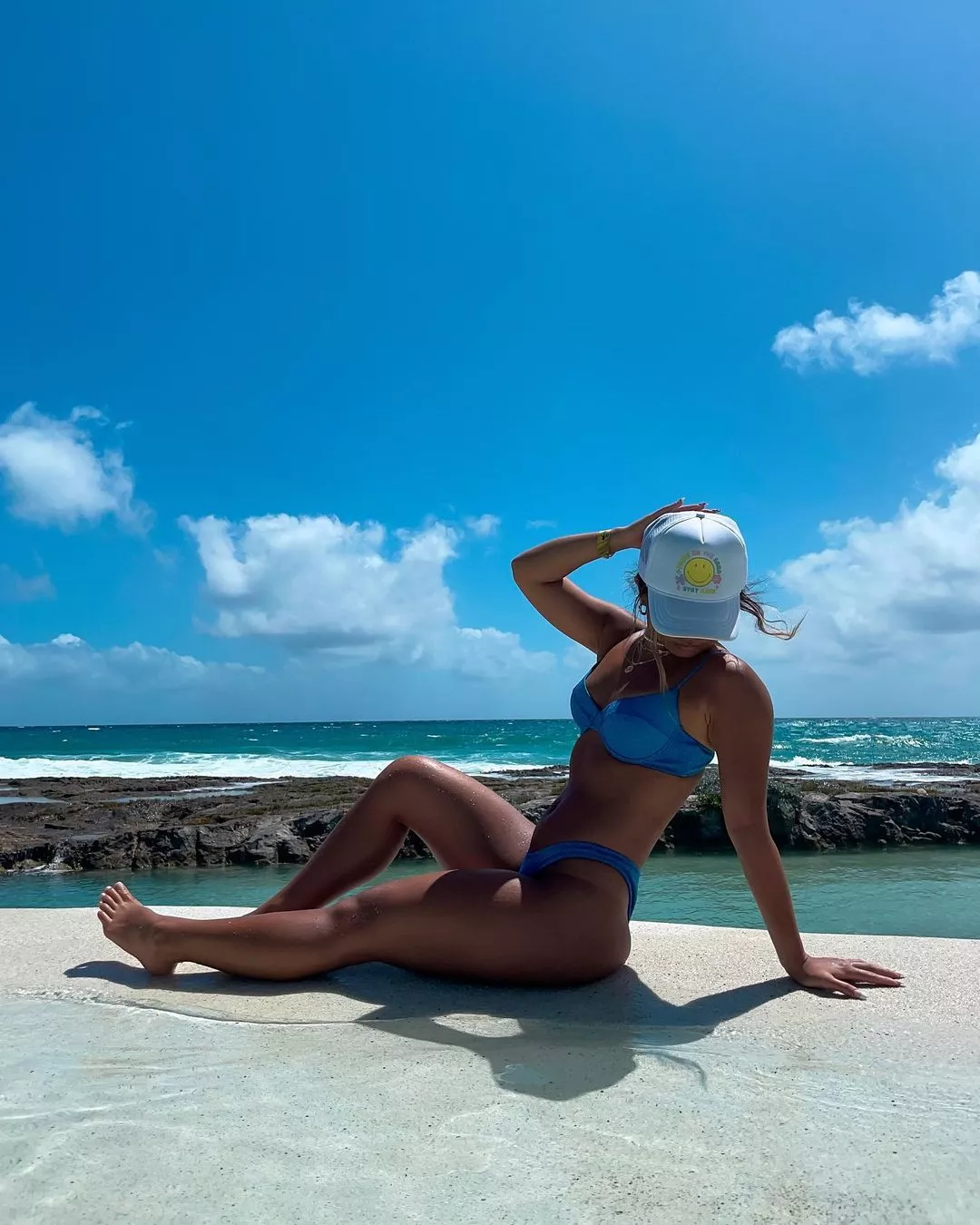 Blue posted by civilrainy