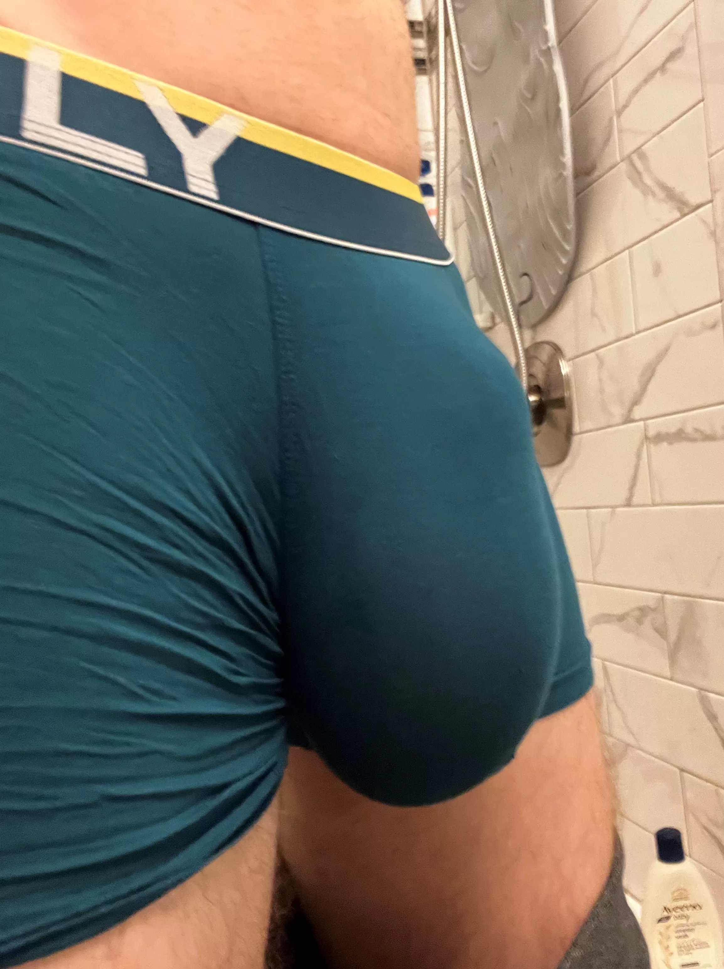 Blue Bulge posted by JayHexxx
