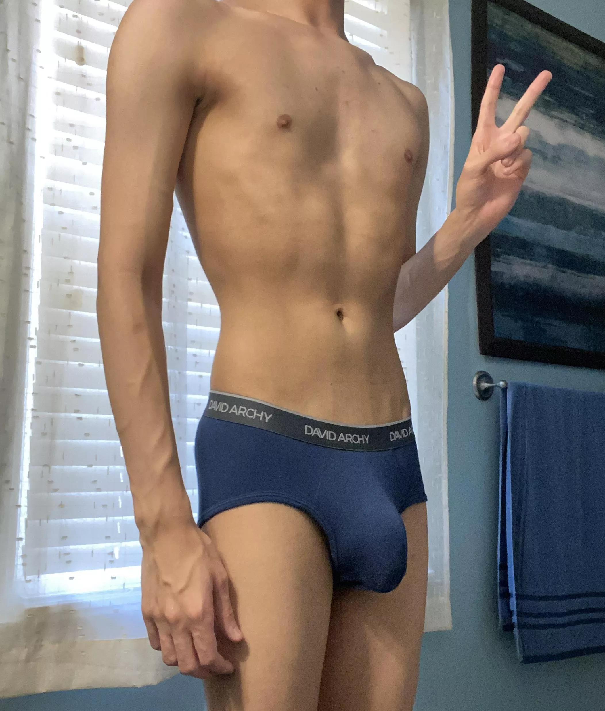 blue bulge ✌️ posted by Bulging__Twink
