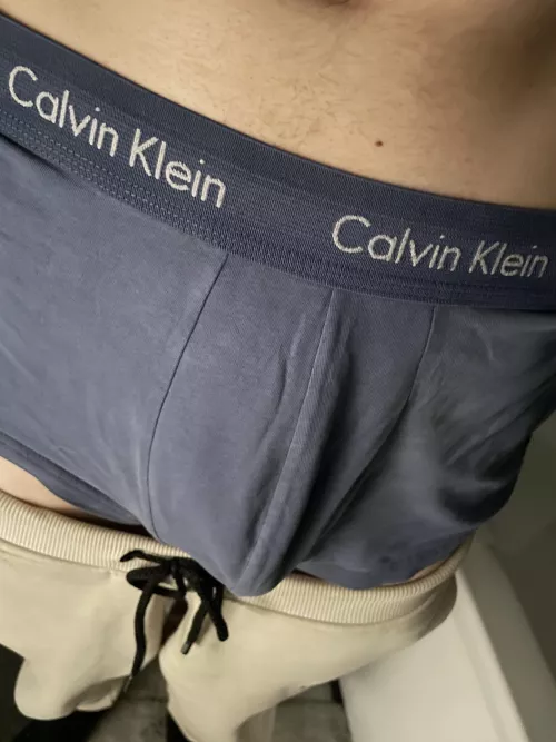 Blue Calvin’s today 👀 by owendemps