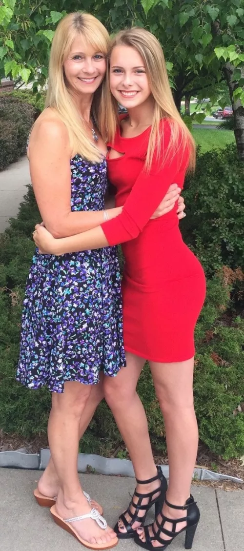 Blue or Red [2] by HerrVela