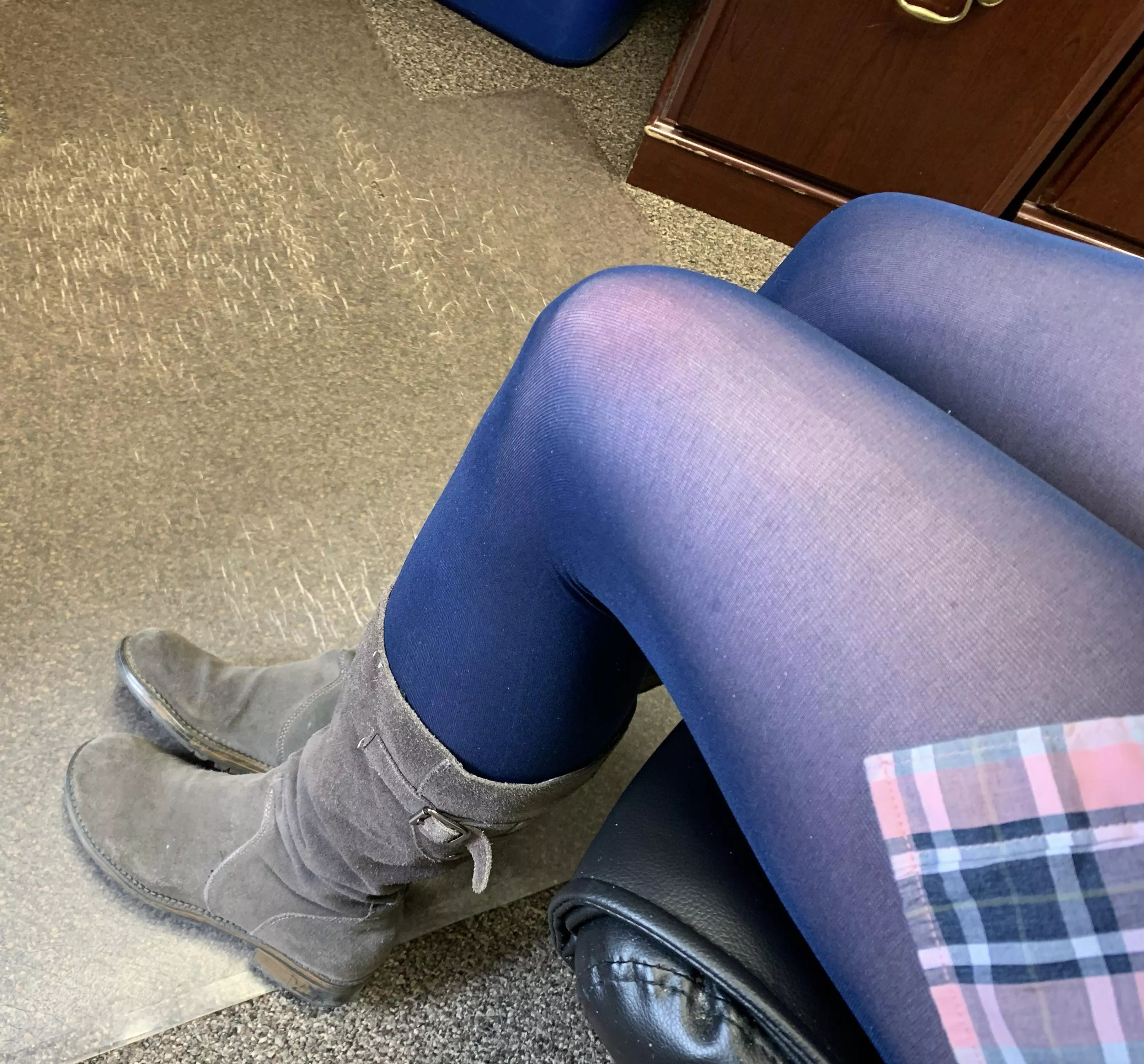 Blue tights make me 30% more productive at work, and my male coworkers 30% less productive. I can’t figure out why! posted by TooTights