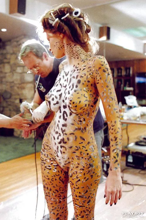 Body paint posted by 0rangeeAppeal