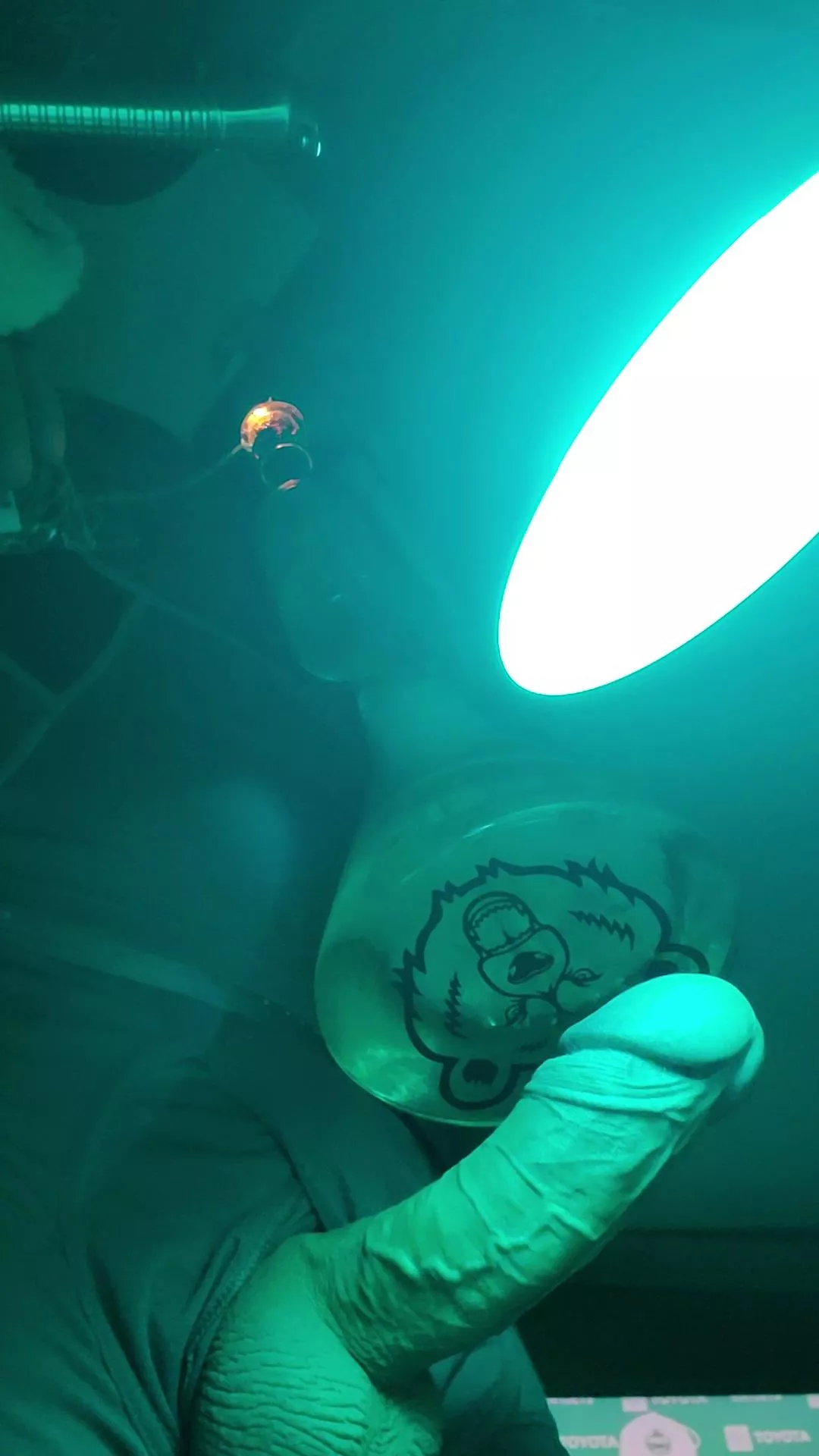 bong rips (m) posted by thebigcheese50