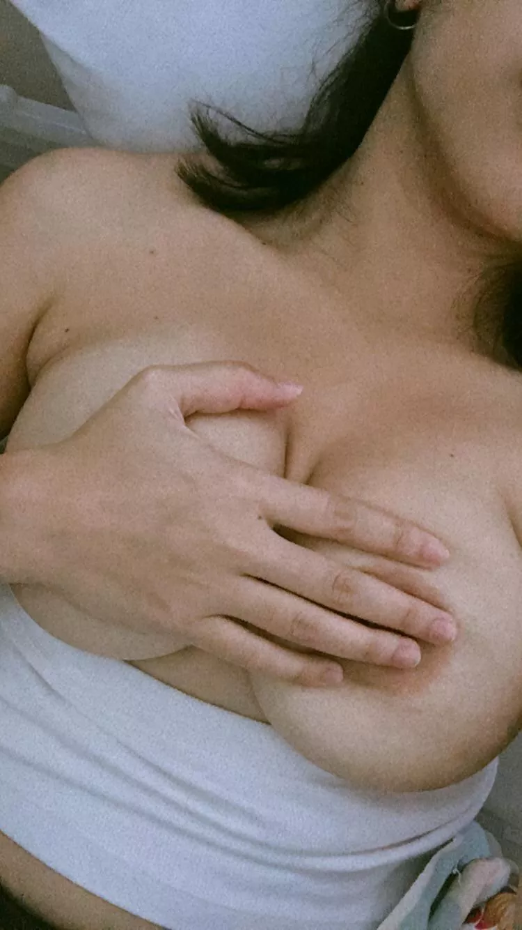 boob fuck anyone? it’s hoe season posted by kswhore272820