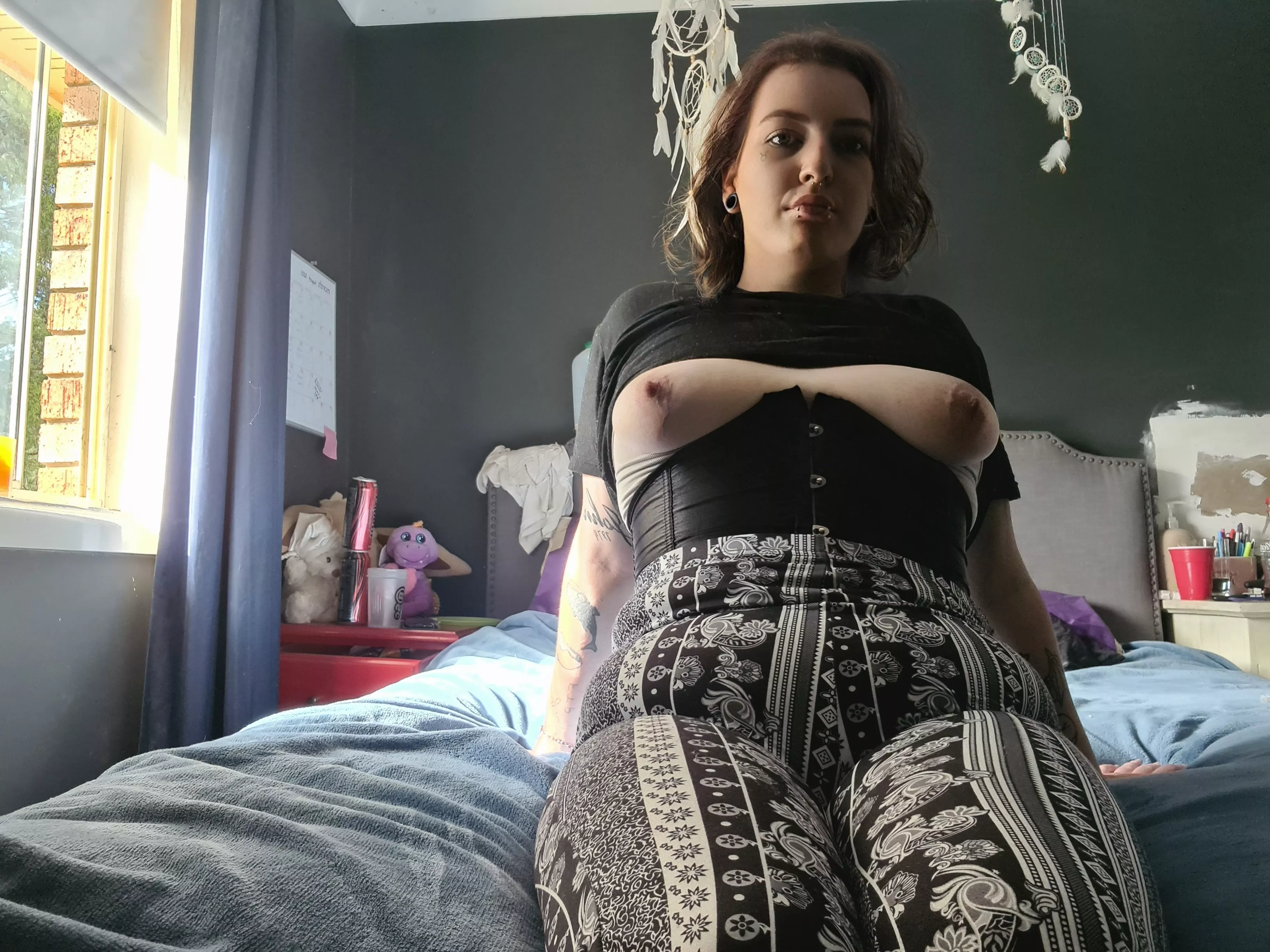 Boobs to start your day 🥰 posted by sasha_lorez