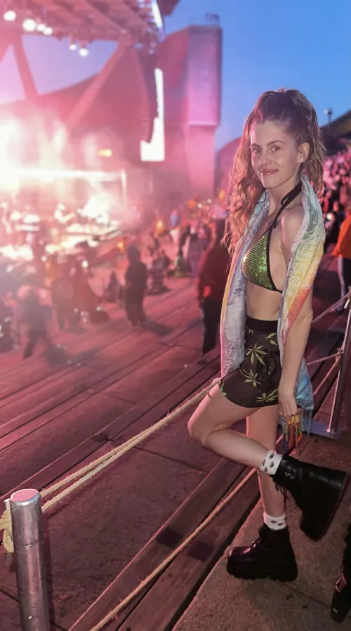 Boogie t did me well by Kheekz_